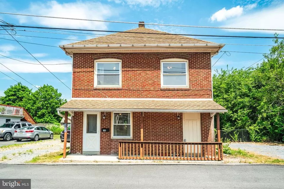 108 E Washington St, Fleetwood, PA 19522 36 Photos Movoto
