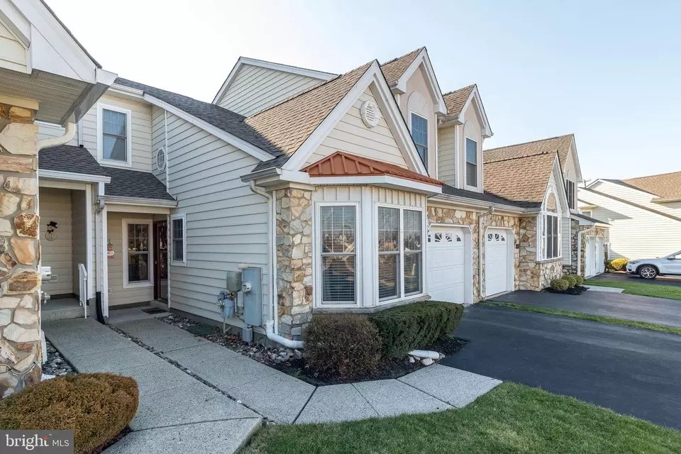 44 Grandview Dr, Ivyland, PA 18974 48 Photos Movoto