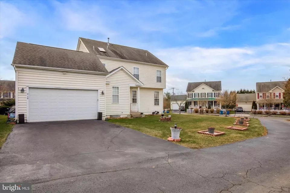 210 Barnhill Rd, Perkasie, PA 18944 26 Photos Movoto