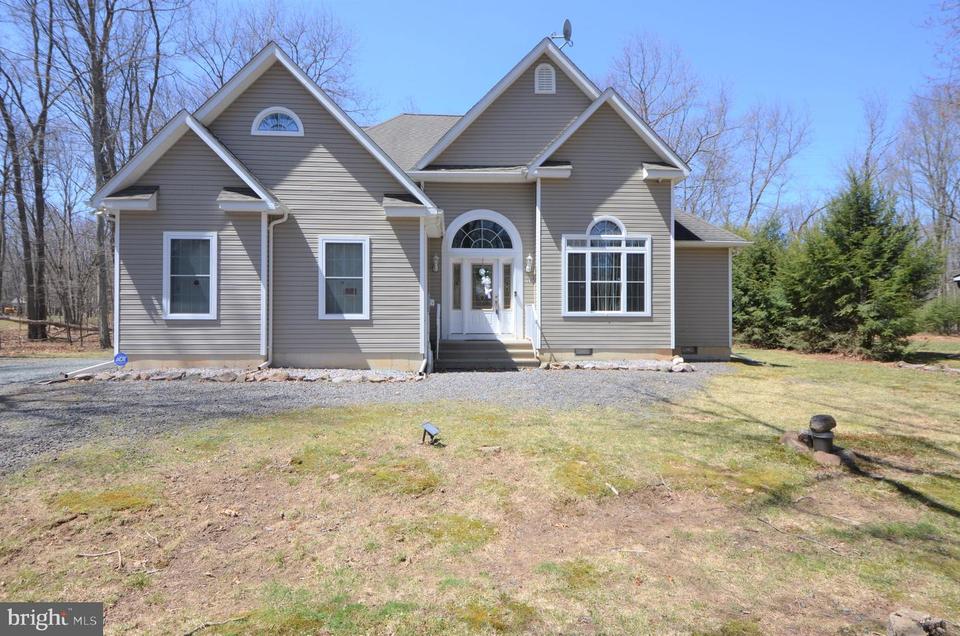 79 Spencer Ln, Albrightsville, PA 18210 25 Photos MLS PACC2001236