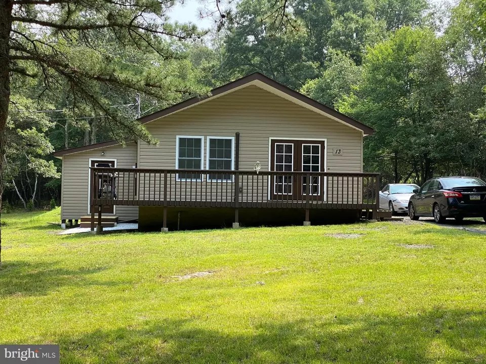 13 Sekani Trl, Albrightsville, PA 18210 28 Photos Movoto