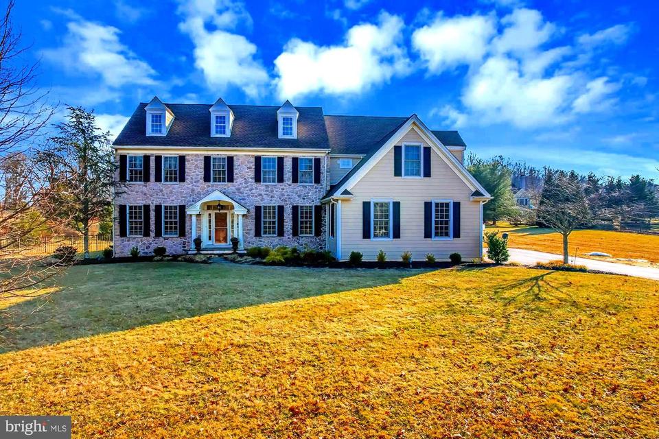 81 Margil Farm Dr, Downingtown, PA 19335 64 Photos MLS PACT2018056 Movoto