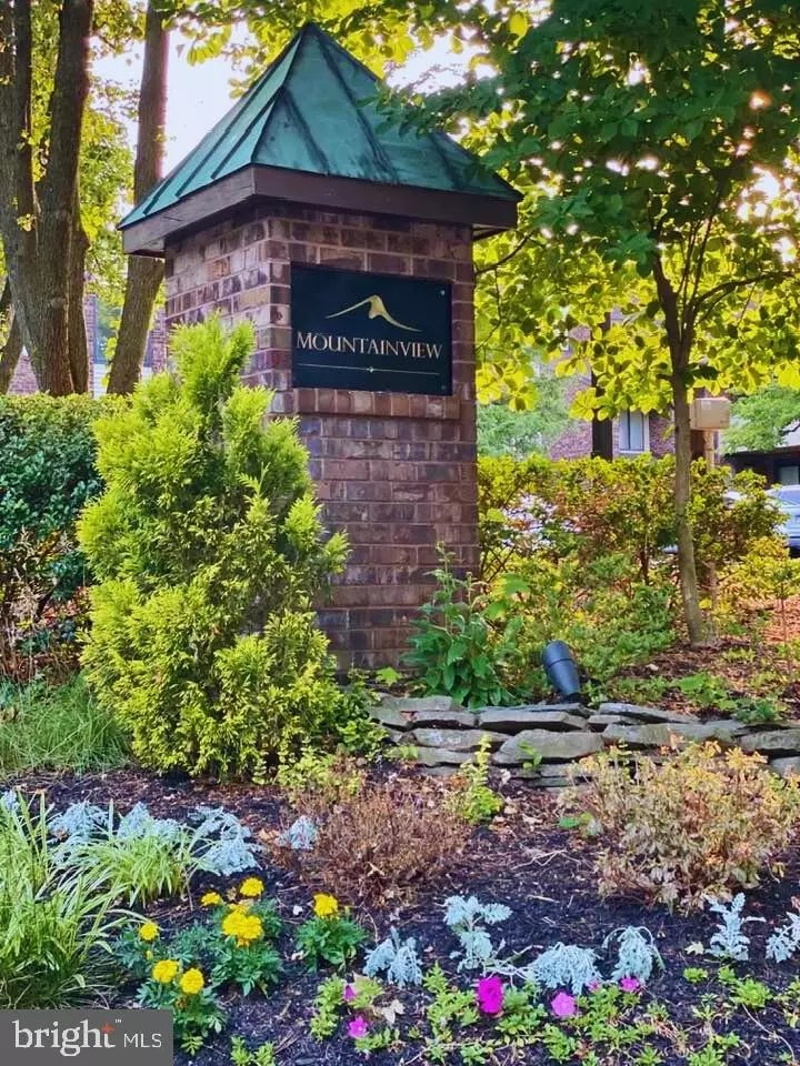 1004 Mountainview Dr, Chesterbrook, PA 19087 21 Photos Movoto