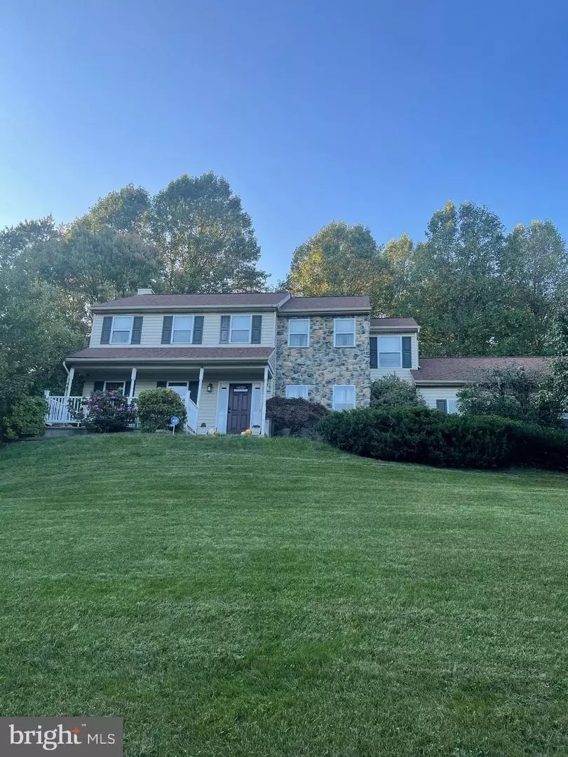 1369 Steeple Chase Rd, Downingtown, PA 19335 33 Photos Movoto