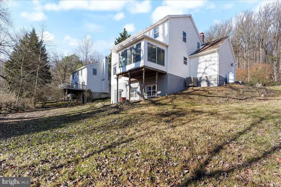 2721 N Barley Sheaf Rd, Coatesville, PA 19320 37 Photos Movoto