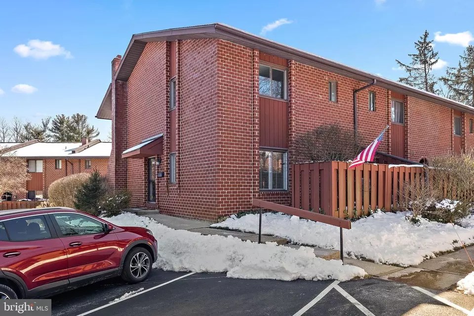 1301 Worthington Dr, Exton, PA 19341 44 Photos Movoto