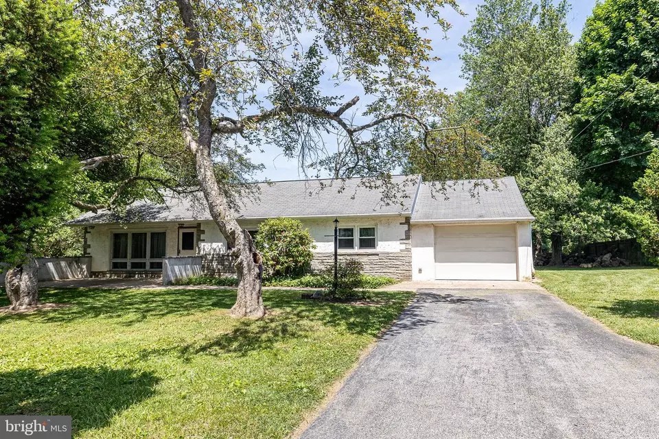 735 Reeceville Rd, Coatesville, PA 19320 26 Photos Movoto