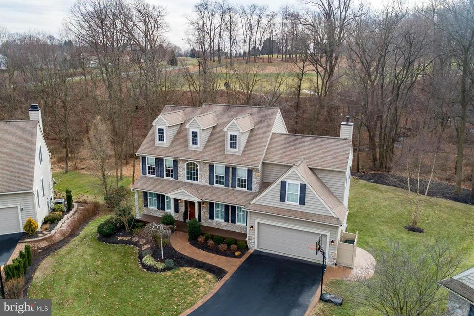 108 Kittanset Ct, Avondale, PA 19311 62 Photos MLS PACT495824 Movoto