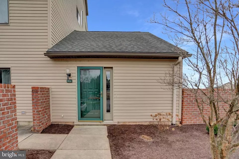 816 Cherrington Dr, Harrisburg, PA 17110 34 Photos Movoto