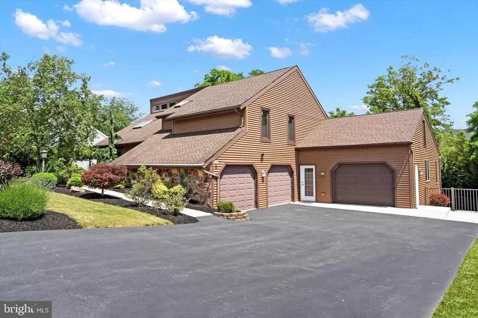 4138 Wimbledon Dr, Harrisburg, PA 17112 41 Photos Movoto