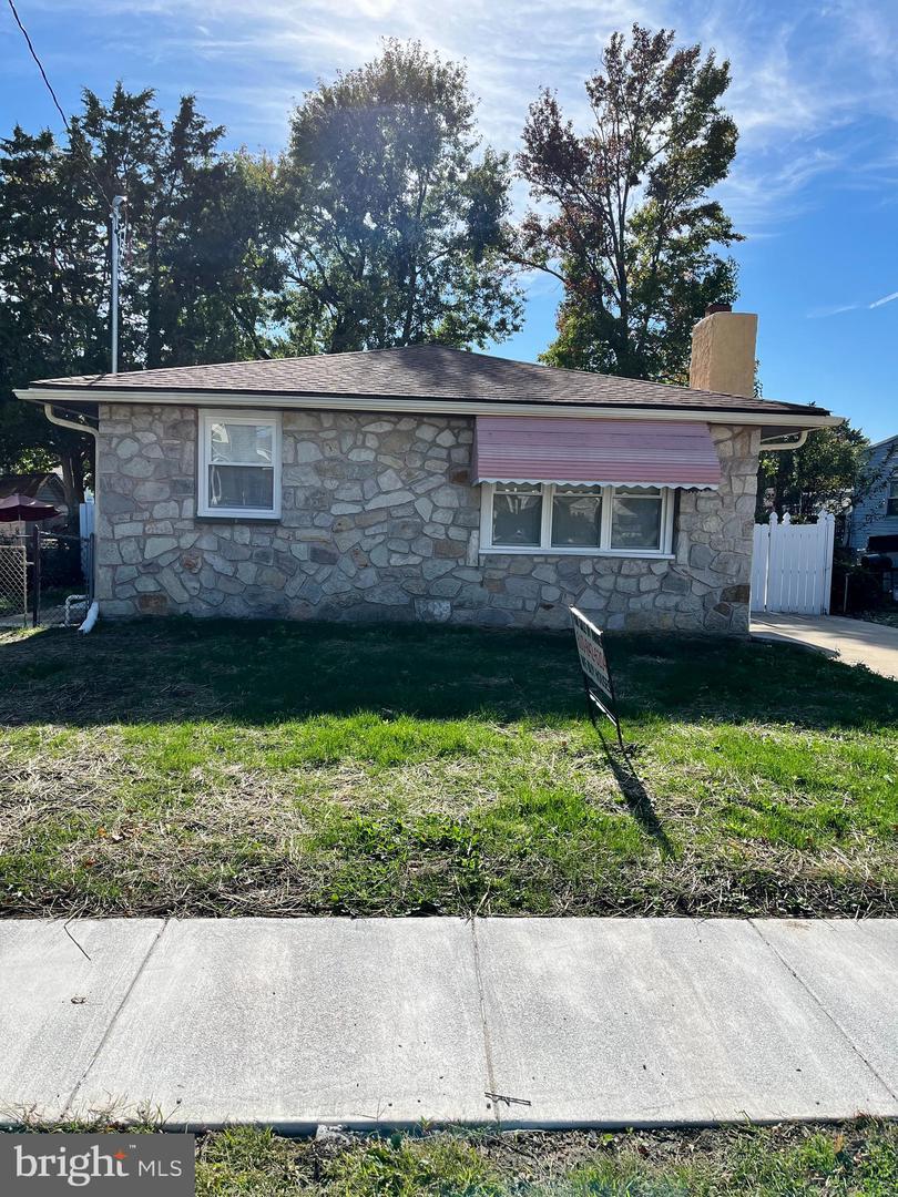 205 Swarthmore Ave, Folsom, PA 19033 18 Photos MLS PADE2035604 Movoto