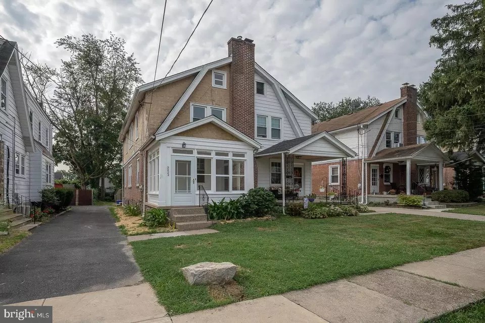 3422 Plumstead Ave, Drexel Hill, PA 19026 54 Photos Movoto