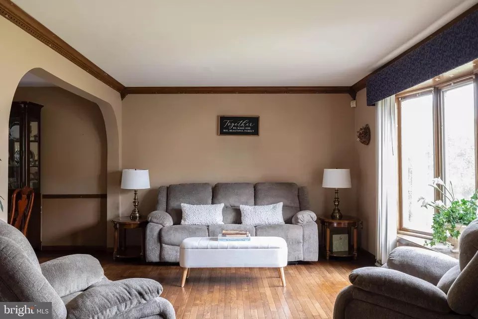 312 Cresswell St, Ridley Park, PA 19078 35 Photos Movoto