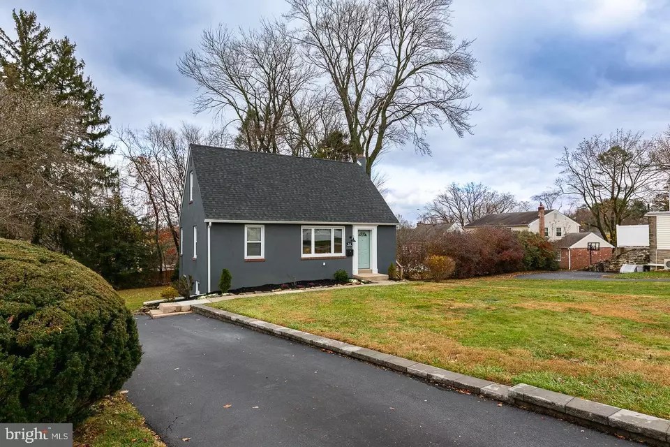 54 Sterner Ave, Broomall, PA 19008 44 Photos Movoto