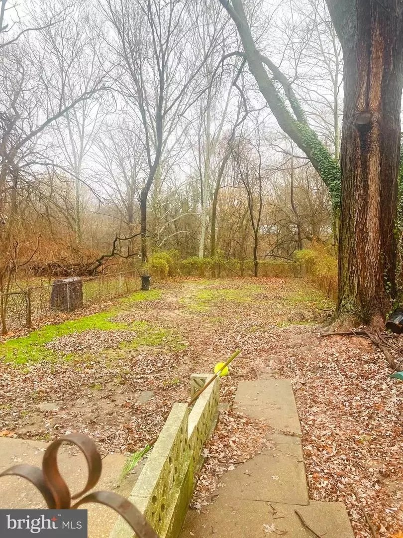 327 Greenwood Rd, Sharon Hill, PA 19079 12 Photos Movoto