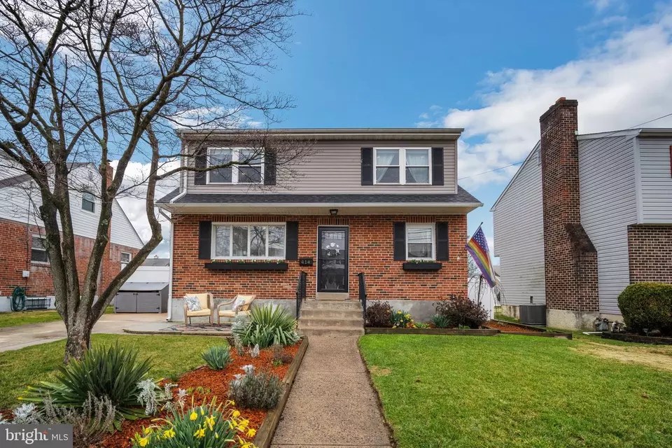 414 Ridley Ave, Folsom, PA 19033 30 Photos Movoto