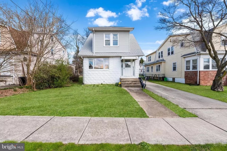 415 Garfield Ave, Folcroft, PA 19032 26 Photos Movoto