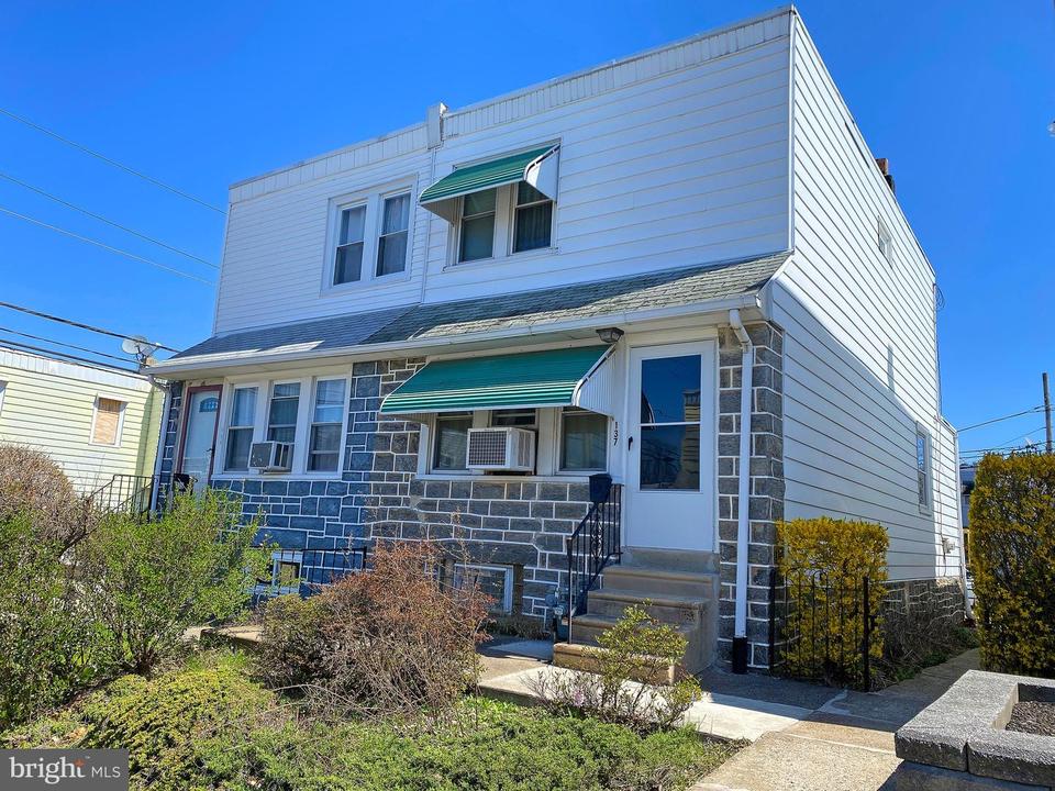 137 N Madison Ave, Upper Darby, PA 19082 30 Photos MLS PADE542982