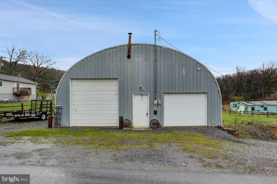 1585 Black Gap Rd, Fayetteville, PA 17222 17 Photos Movoto