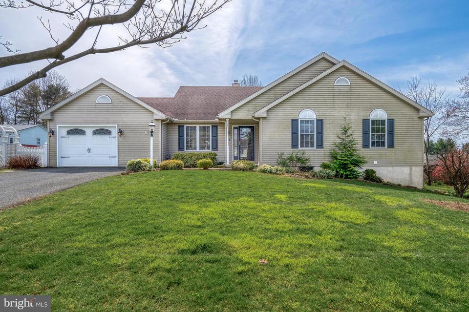 188 Victoria Rd, Millersville, PA 17551 49 Photos MLS PALA2015806