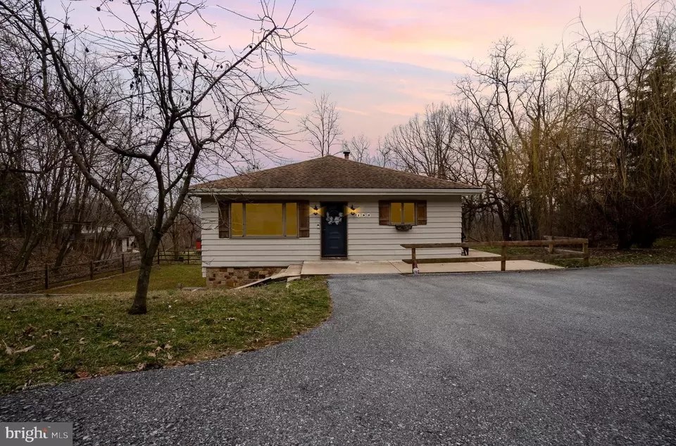 183 Ridge Ave, Ephrata, PA 17522 32 Photos Movoto