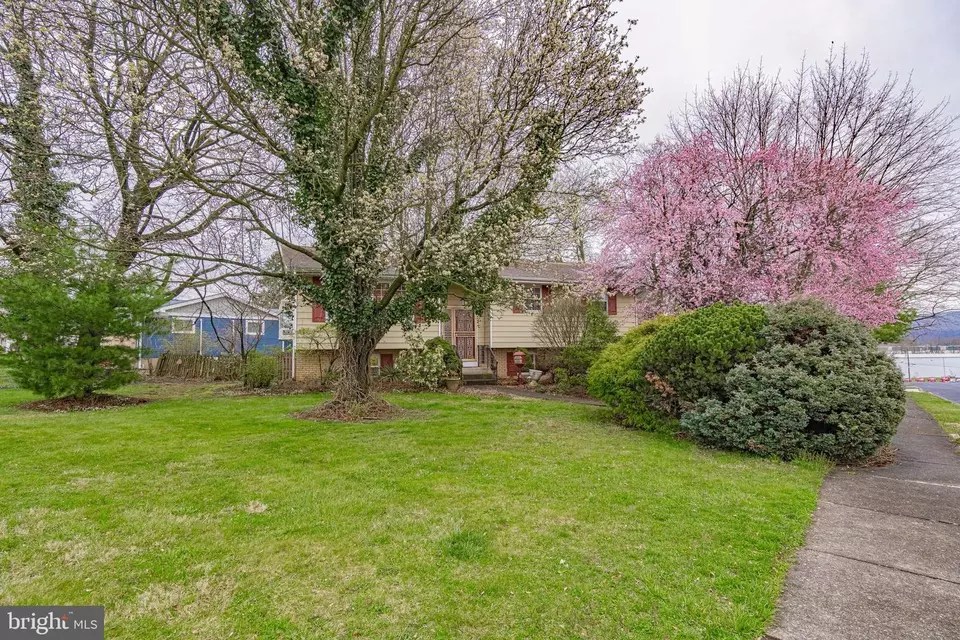 1060 W Juniata St, Allentown, PA 18103 38 Photos Movoto