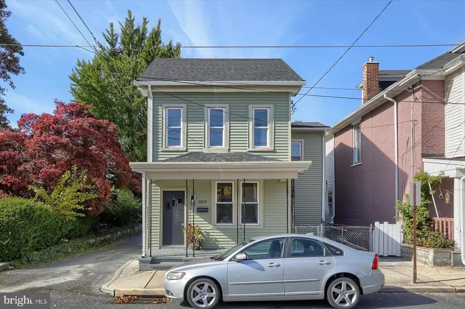 309 S 8th St, Lebanon, PA 17042 27 Photos Movoto