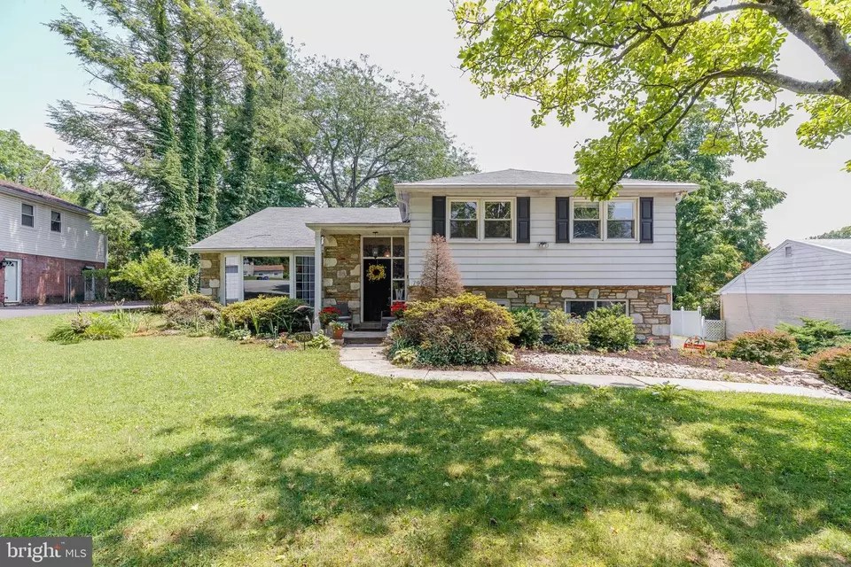 7933 Waltham Rd, Cheltenham, PA 19012 30 Photos Movoto