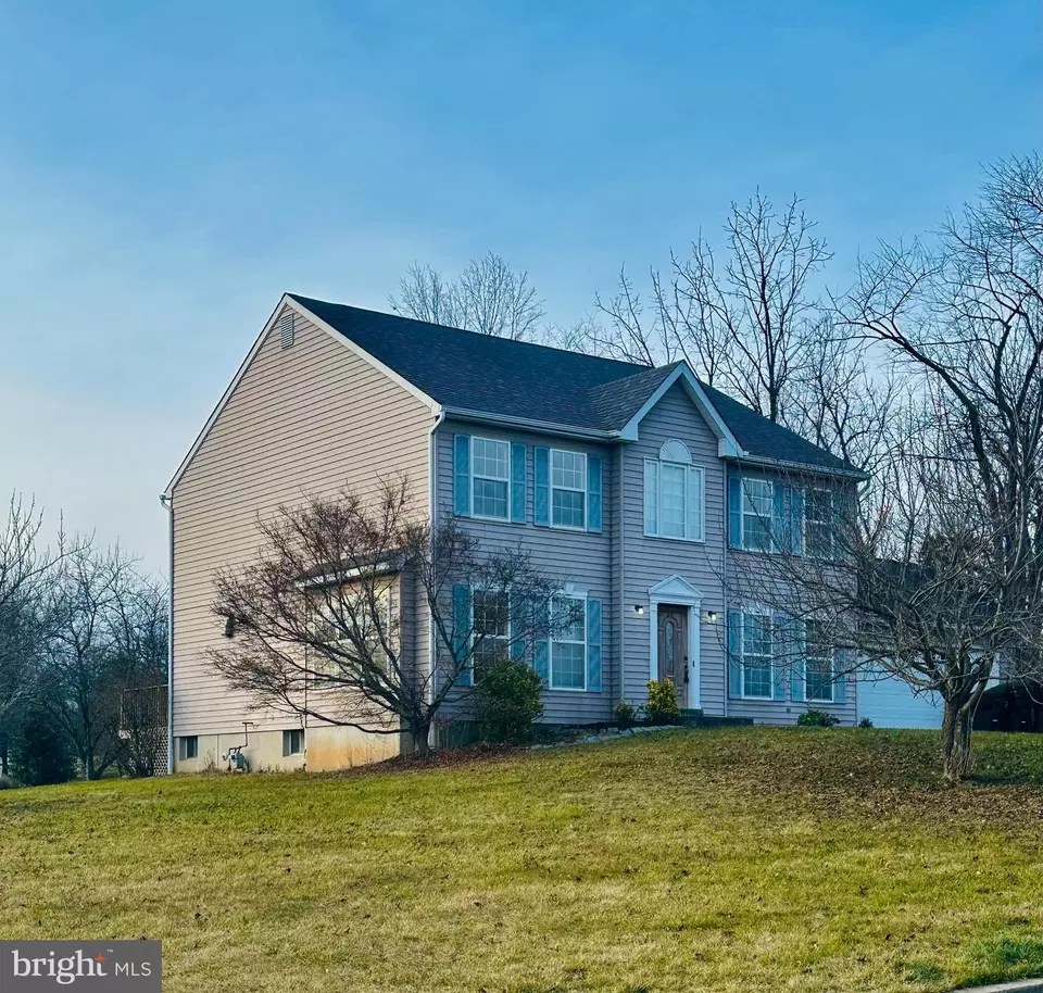 212 Star Dr, Gilbertsville, PA 19525 30 Photos Movoto