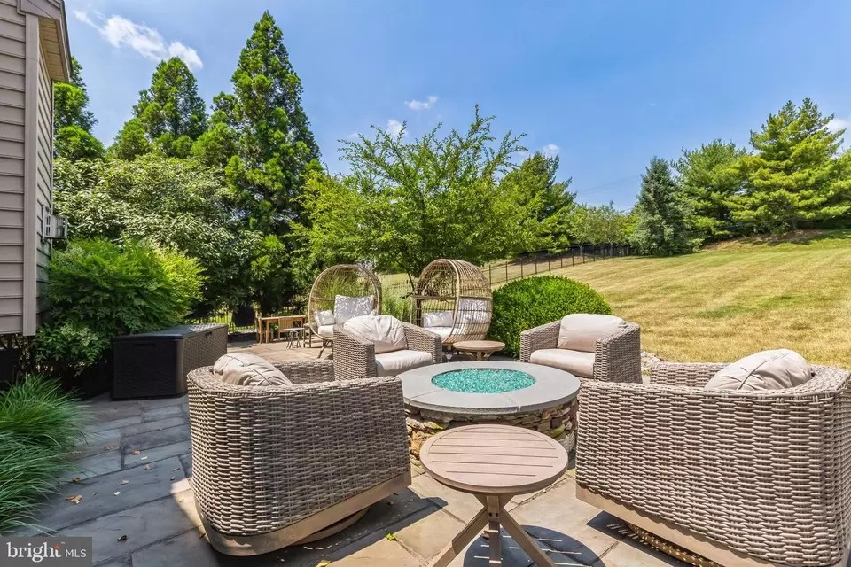 392 Highgate Dr, Ambler, PA 19002 48 Photos Movoto