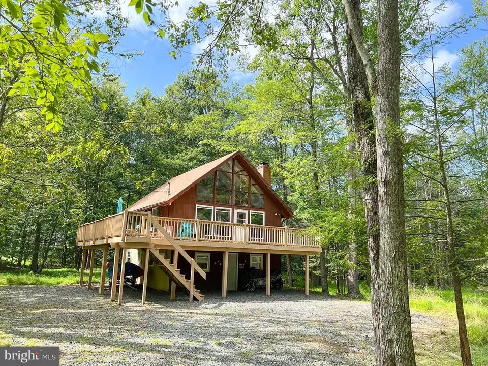 286 Fawn Rd, Pocono Lake, PA 18347 10 Photos Movoto