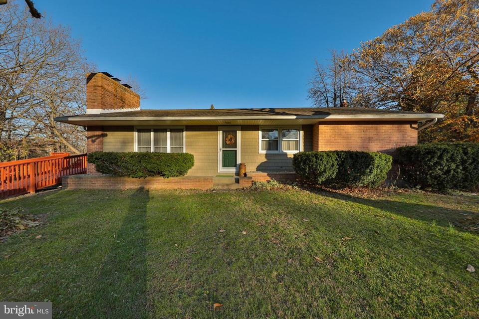 694 Clearfield Rd, Nazareth, PA 18064 45 Photos MLS PANH107454