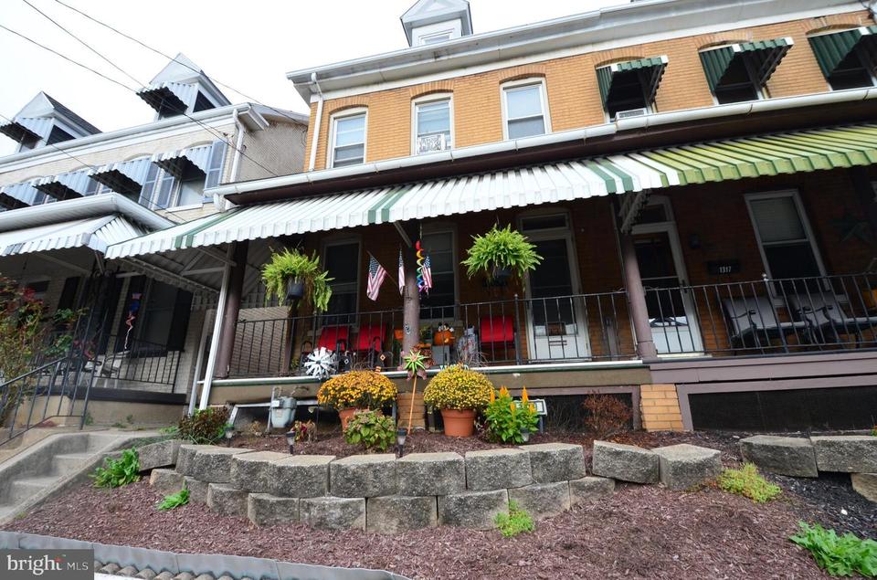 1319 Butler St, Easton, PA 18042 13 Photos MLS PANH2000716 Movoto