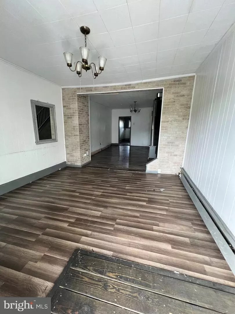 6 S Spruce St, Mount Carmel, PA 17851 11 Photos Movoto