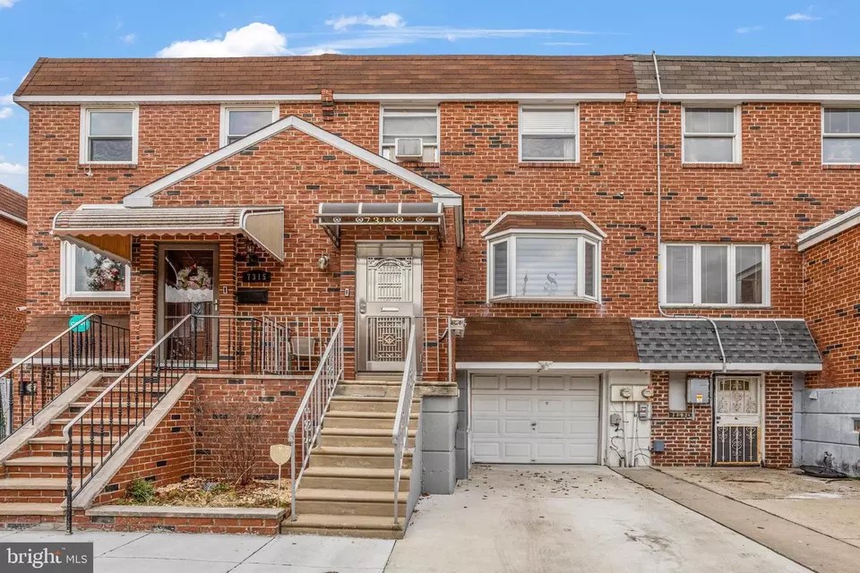 7313 Merganser Pl, Philadelphia, PA 19153 28 Photos Movoto