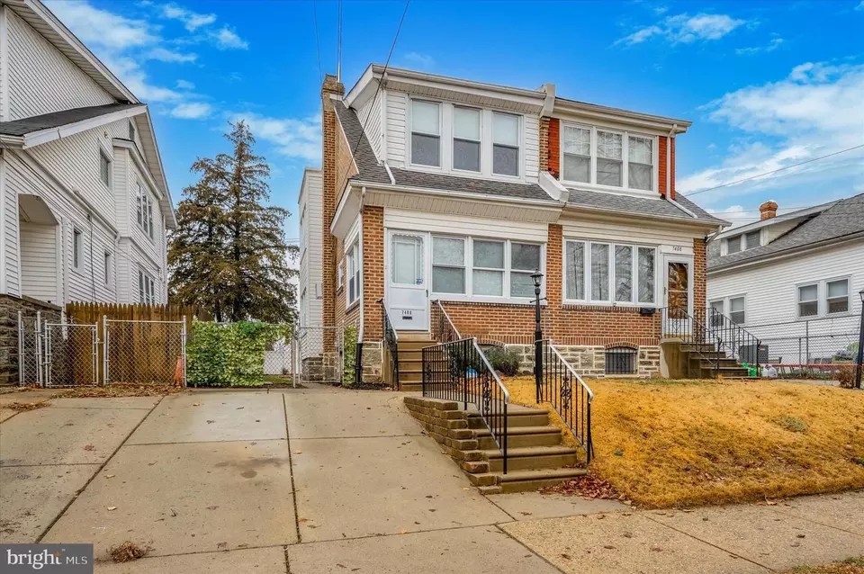 7406 Whitaker Ave, Philadelphia, PA 19111 25 Photos Movoto