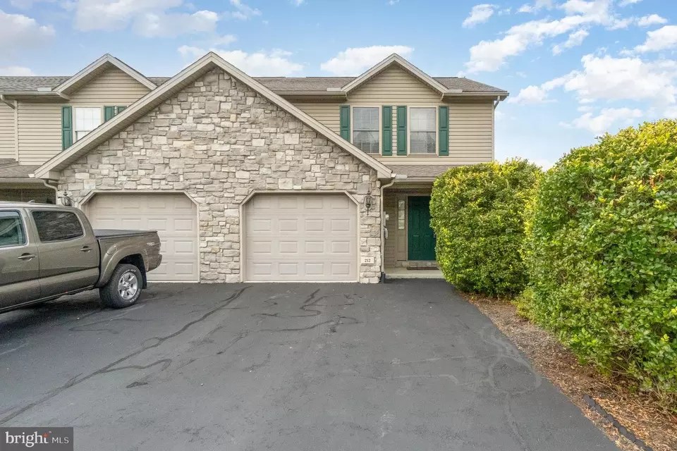 212 Fawn Ct, Marysville, PA 17053 29 Photos Movoto