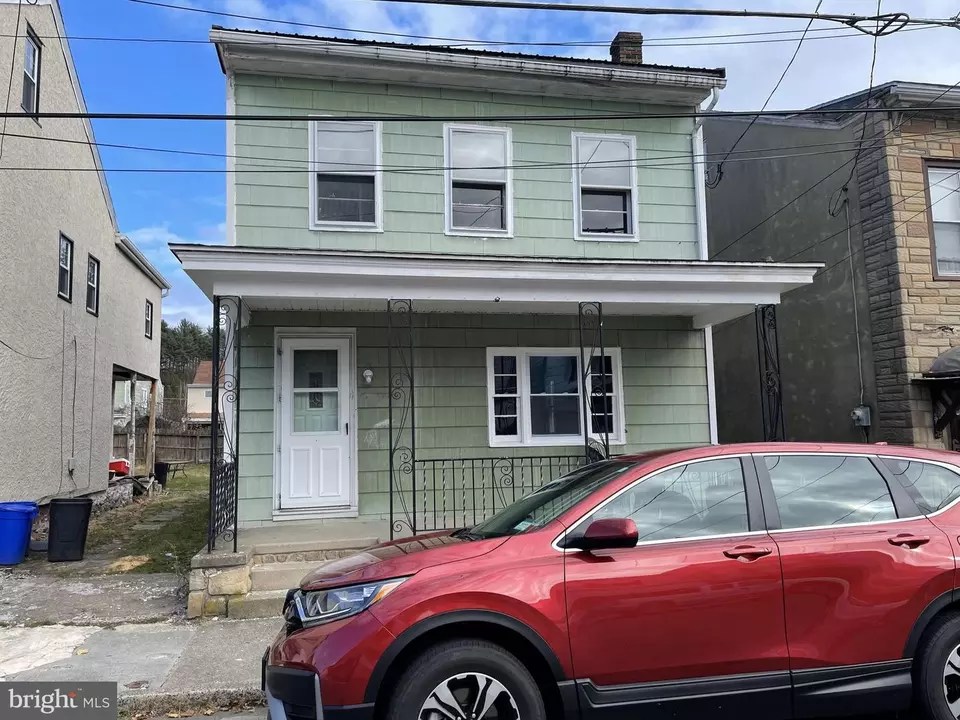 237 N Mill St, Saint Clair, PA 17970 27 Photos Movoto