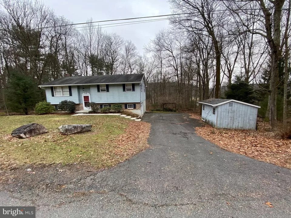 49 Hillside Rd, Pottsville, PA 17901 28 Photos Movoto