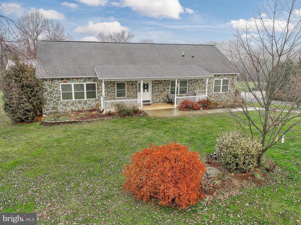 1255 Stillhouse Ln, Etters, PA 17319 47 Photos MLS PAYK2012020 Movoto