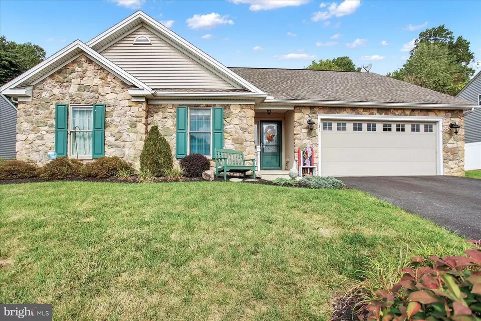 422 Chestnut Way, New Cumberland, PA 17070 34 Photos Movoto