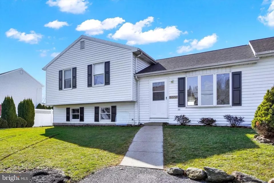 6776 Church Rd 2, Felton, PA 17322 27 Photos Movoto