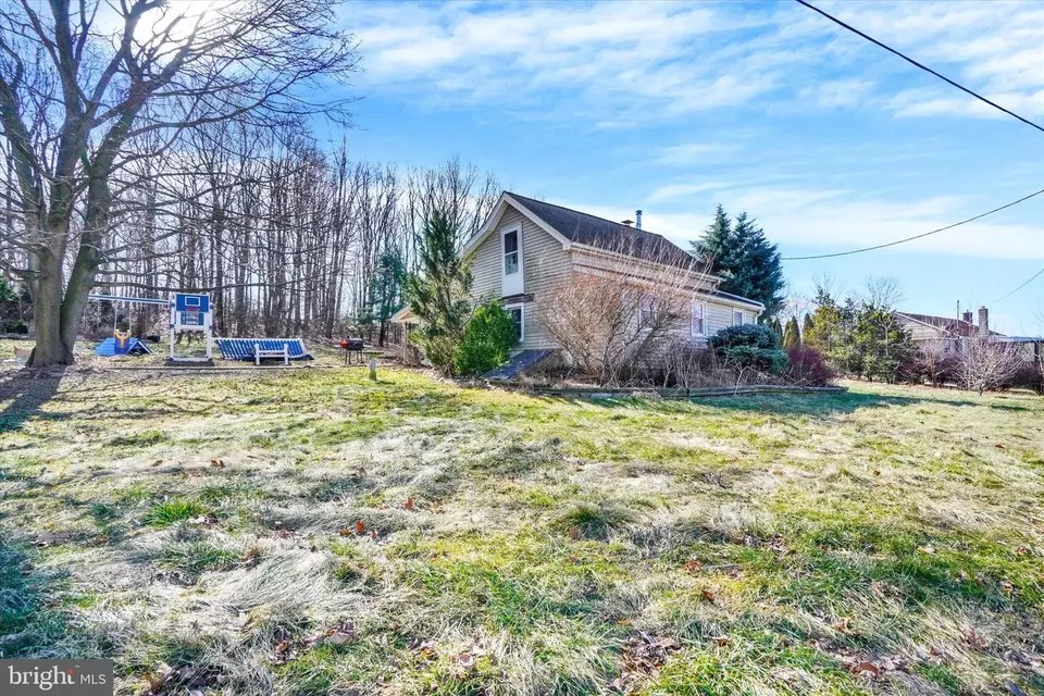 16 Crest Hill Ln, Red Lion, PA 17356 17 Photos Movoto