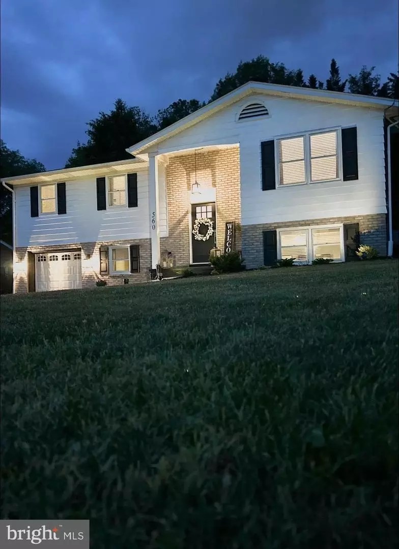 560 Woodland View Dr, York, PA 17406 23 Photos Movoto