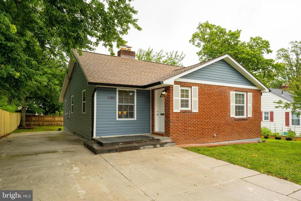 1105 S Forest Dr, Arlington, VA 22204 31 Photos MLS VAAR183028