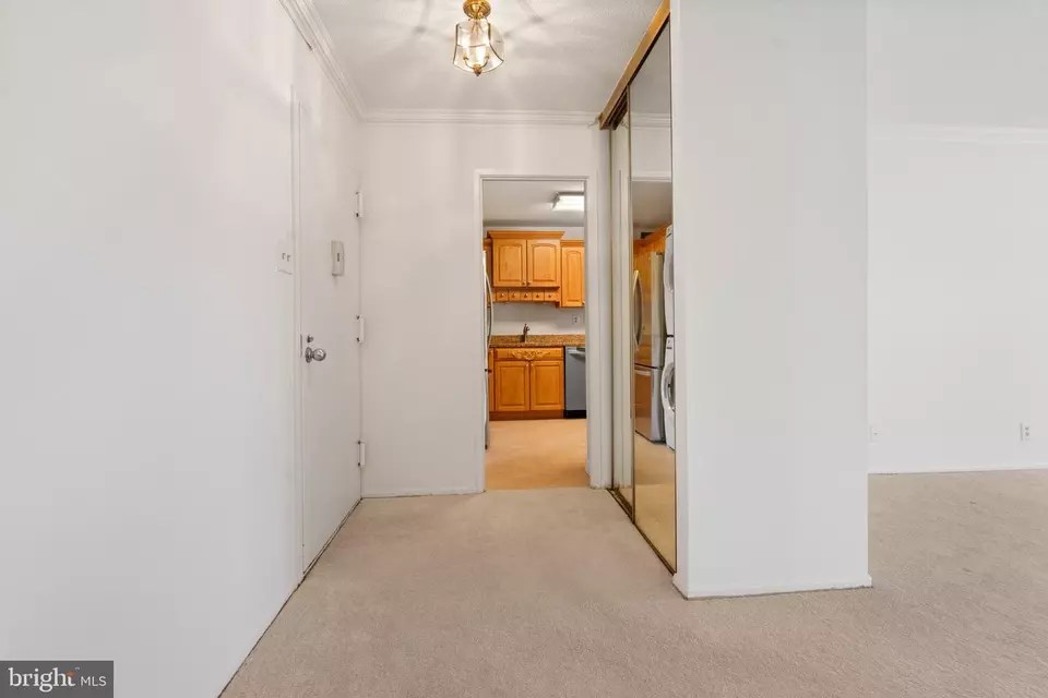 307 Yoakum Pkwy 211, Alexandria, VA 22304 95 Photos Movoto