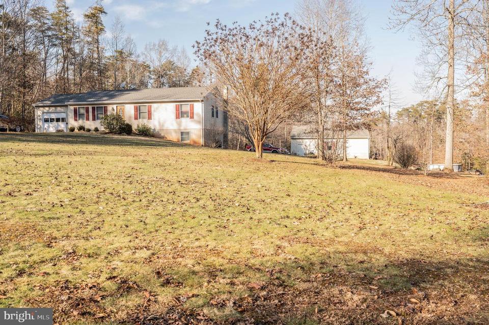 14583 Snake Castle Rd, Sumerduck, VA 22742 39 Photos MLS 