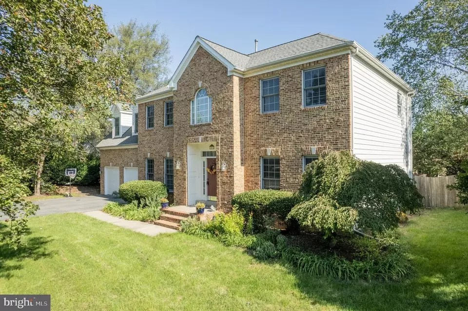 203 Fairfield Dr, Winchester, VA 22602 64 Photos Movoto