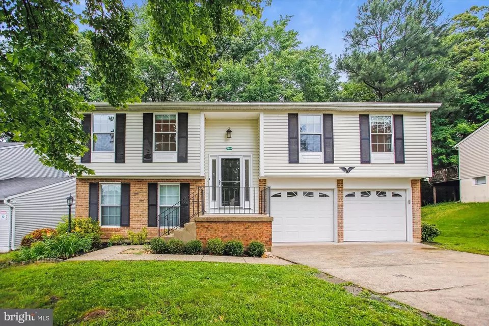 7660 Fallswood Way, Lorton, VA 22079 20 Photos Movoto