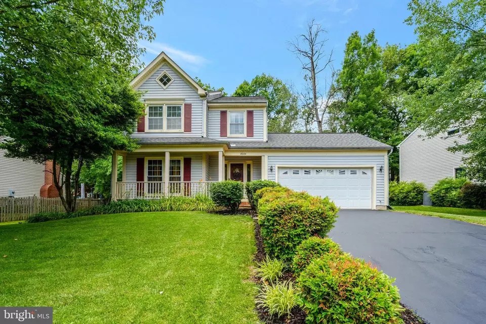 8224 Crackling Fire Dr, Gainesville, VA 20155 43 Photos Movoto